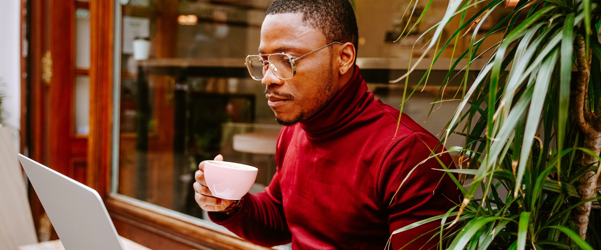Tips for Writing a Strong Personal Statement: Relevant Experiences and Achievements