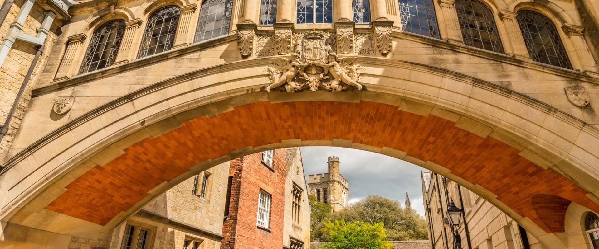 Understanding the UK University Admissions Process: A Comprehensive Guide